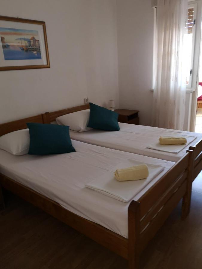 Bellavista Bed And Breakfast Паг Екстер'єр фото