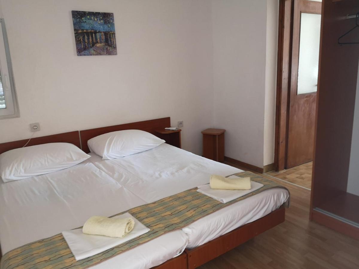 Bellavista Bed And Breakfast Паг Екстер'єр фото